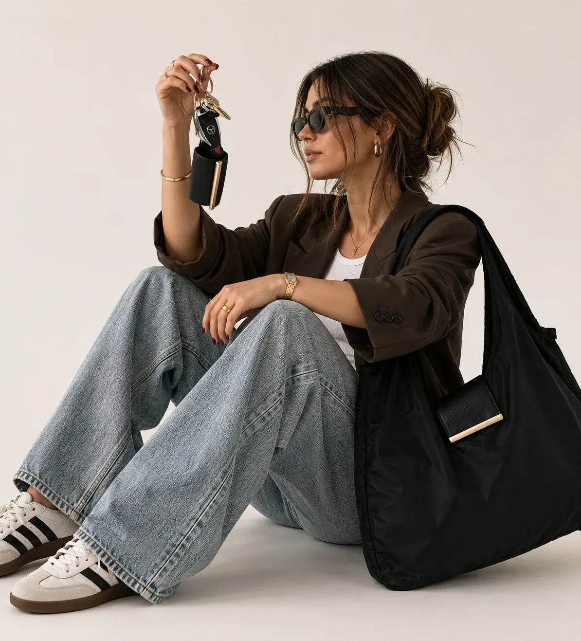 Transformable Bag – Stylish Vegan Leather Tote & Keychain Charm